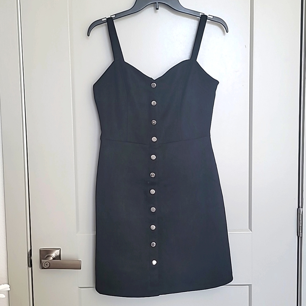 Dress - Picture 2 of 3
